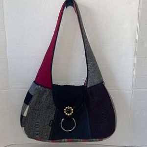 BAABAAZUZU Reclaimed or Upcycled Multi Color Wool‎ Shoulder Bag